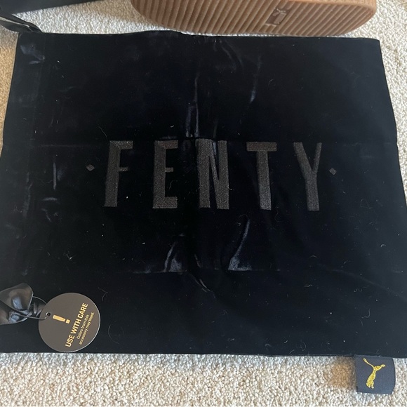 WOMENS FENTY x PUMA SUEDE CREEPERS, GREEN & BURGUNDY SIZE 7, ORIGINAL RELEASE - Picture 3 of 13